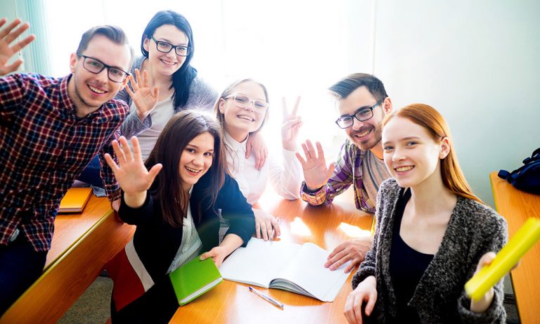 تحدث اللغة الإنجليزية بطلاقة